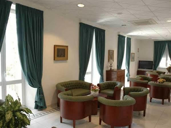 Hotel Mizar Chianciano Terme Buitenkant foto